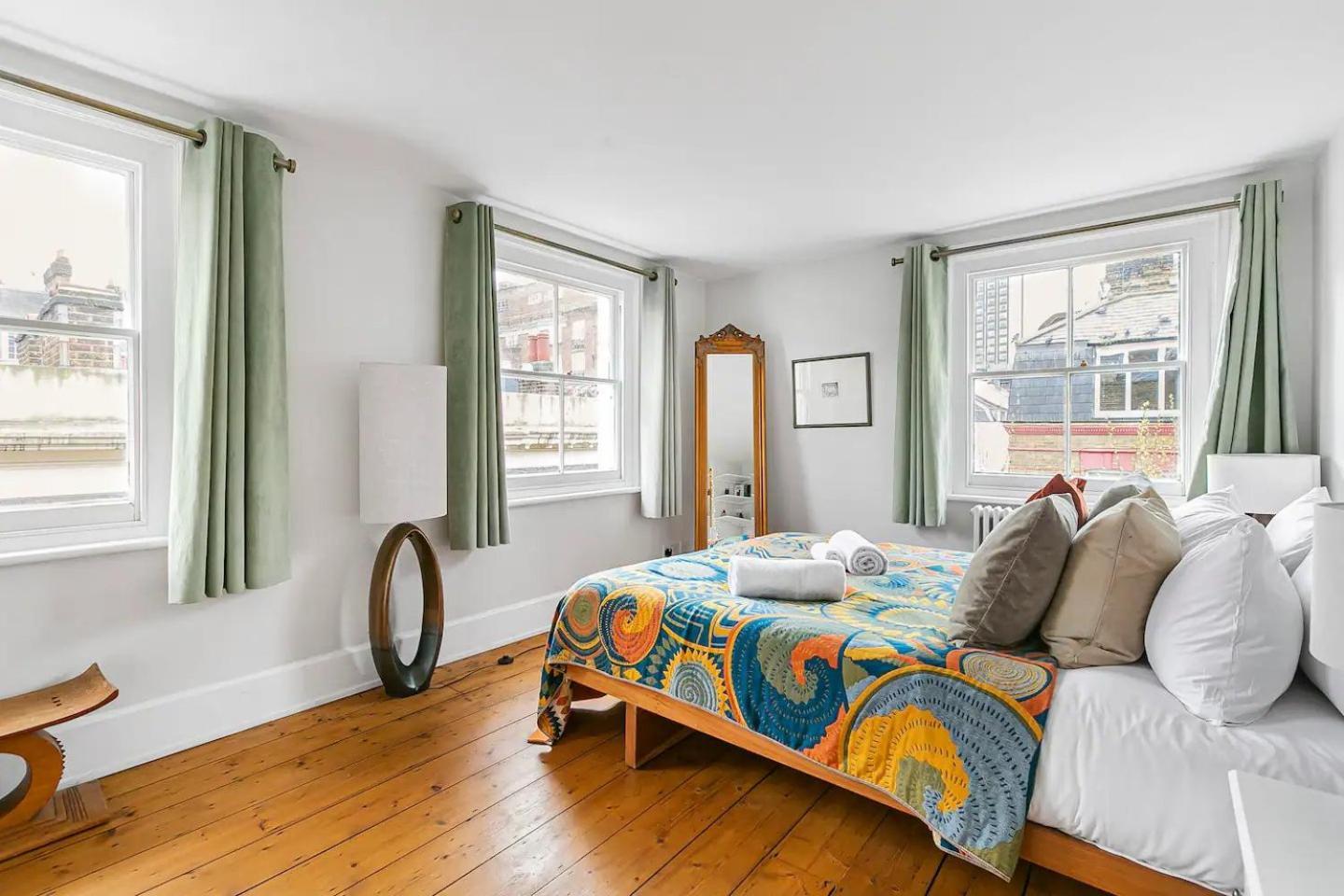 Mayfair Periodic From Pass The Keys London